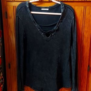 ENTI CLOTHING BLACK WASH CRISS CROSS TOP
